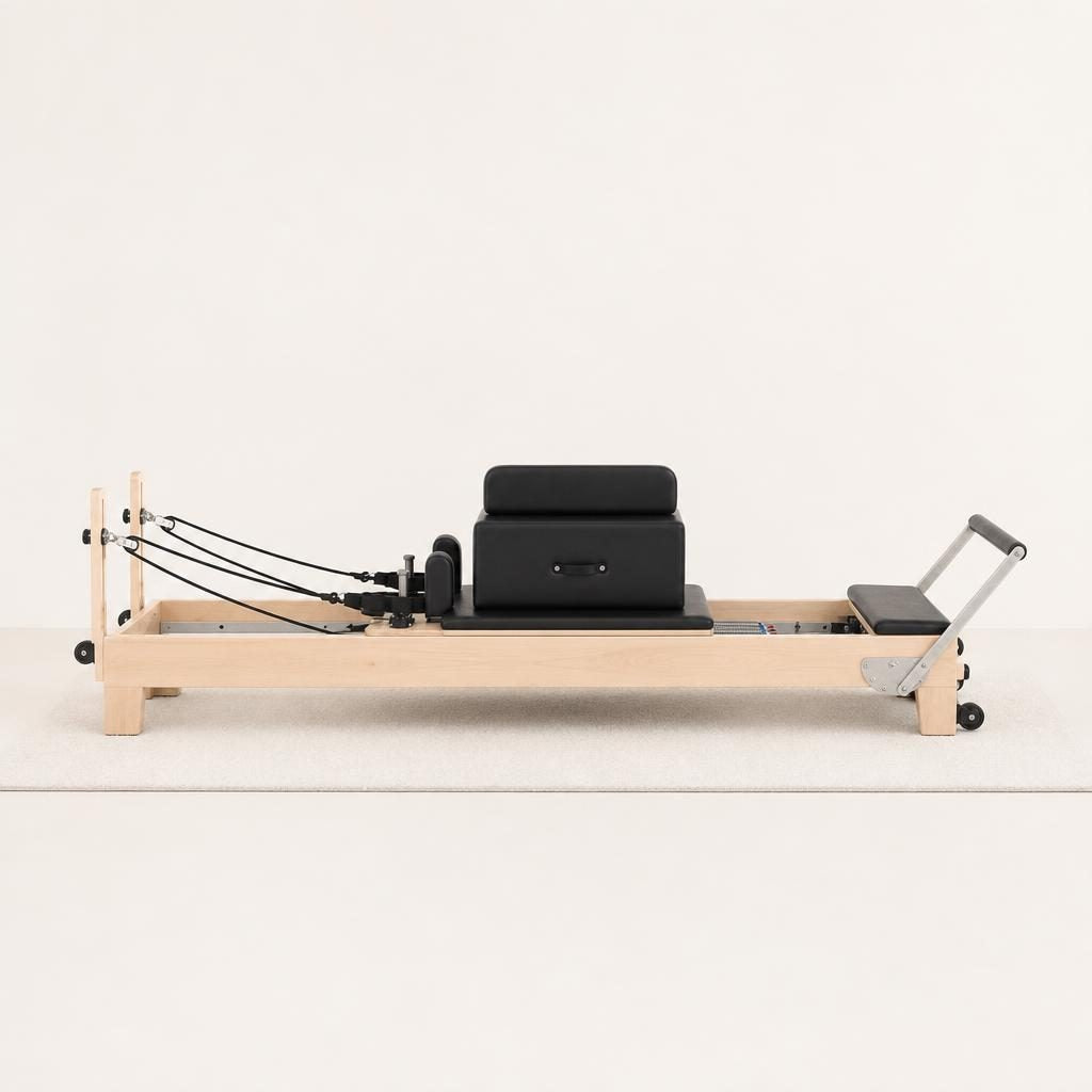 Reformer Studio Orin noir, vue de profil
